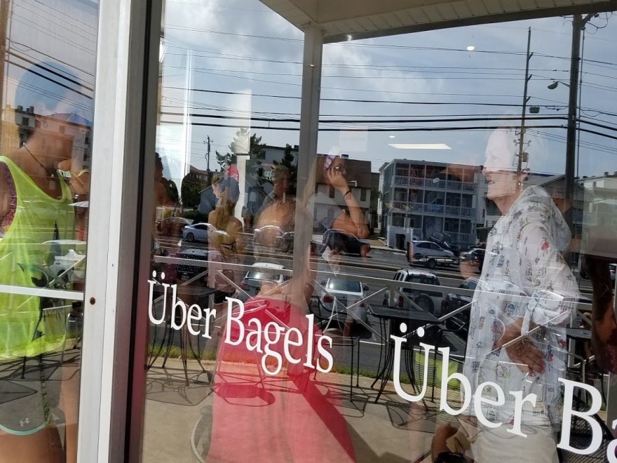 Über Bagels & Deli