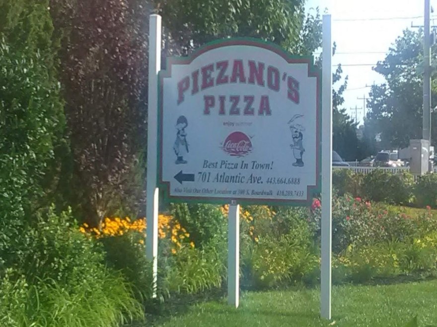 Piezanos Pizza