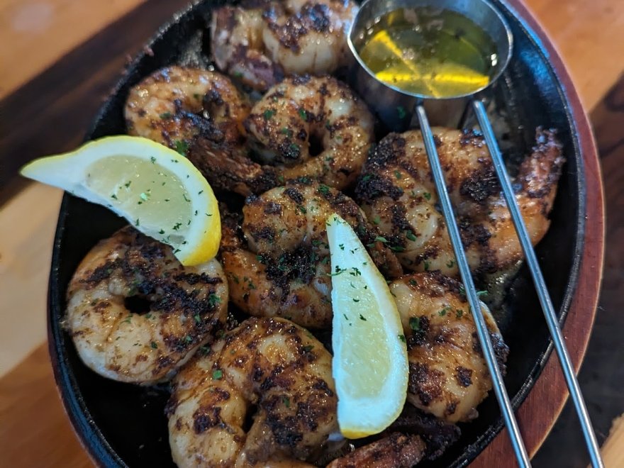 Fast Eddie's Corner Bar & Grille